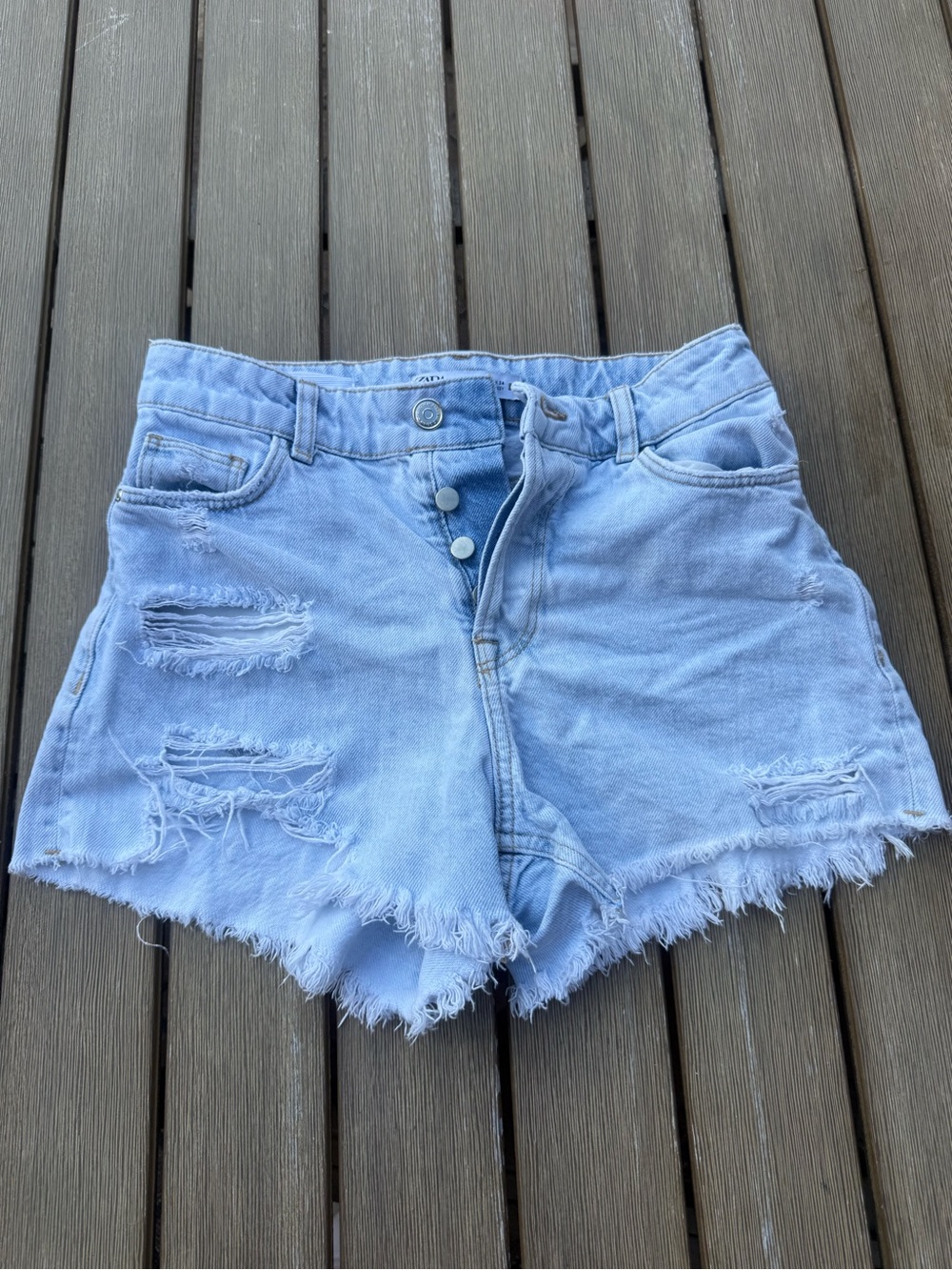 Zara Trafaluc Light Wash Distressed High Rise Denim Shorts Size 2